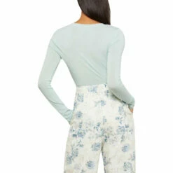 Cheapest 😉 BCBGMAXAZRIA 👩 Womens Crewneck Long Sleeve Pullover Top 😀 -Bcbgmaxazria Sales Store 0c250a73acaf4f62afa0d9698a1407c3 e98d76d1 84c7 4a0e 9fe7 24c8b1b40755 1080x