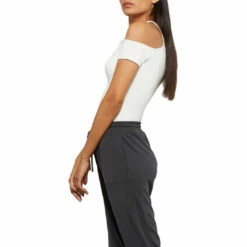 Top 10 ❤️ BCBGMAXAZRIA 👩 Womens Ribbed Cut-Out Jersey Top 🔥 -Bcbgmaxazria Sales Store 10453e8a6ecf40cc9d72b6dae7579691 8a6f1583 3a61 4d4e a5f0 aa7a2f610ed5 1080x