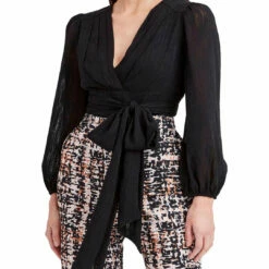 Deals 💯 BCBGMAXAZRIA 👩 Womens Cropped Wrap Blouse 👍