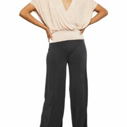 Hot Sale 🎁 BCBGMAXAZRIA 👩 Womens Drapey V-Neck Blouse 🥰 -Bcbgmaxazria Sales Store 7b39b348cf824a6f81f4c6376c51fe17 30d7d8b6 22b2 4b2e a891 0befc12465be 1080x