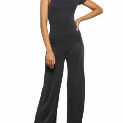 Top 10 ❤️ BCBGMAXAZRIA 👩 Womens Ribbed Cut-Out Jersey Top 🔥 -Bcbgmaxazria Sales Store d001bd0f2a484c1fbca25f41a845aa3b 5f5c717f ef0c 4b8c 9936 101fa8ac053f 1080x