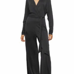 Brand new 💯 BCBGMAXAZRIA 👩 Womens Wide Leg Surplice Jumpsuit 🎁